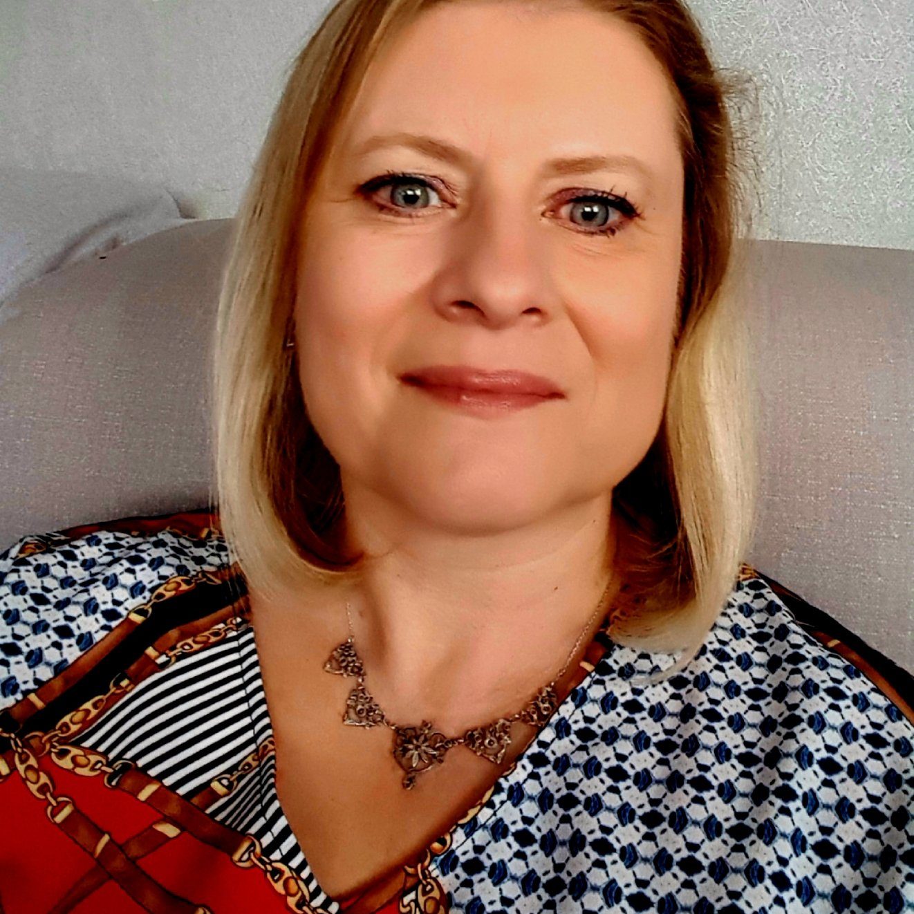 Ruth VAN SEGGELEN